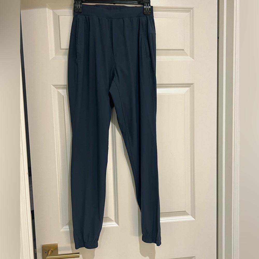 EUC Mens Lululemon Surge Jogger